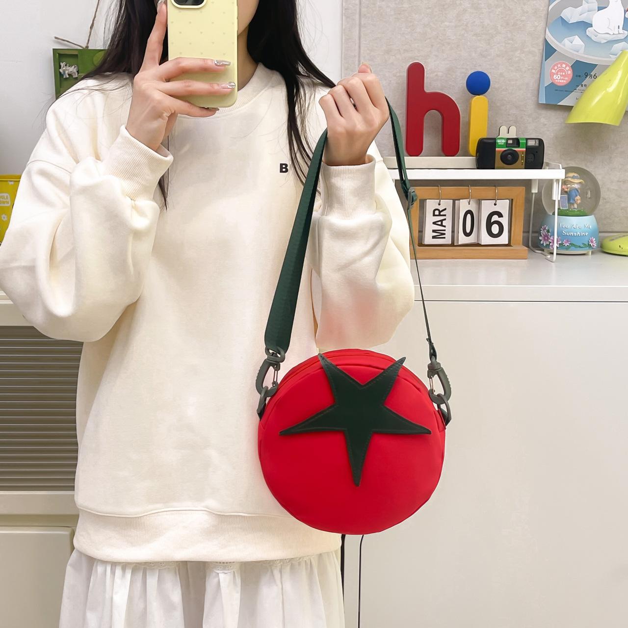 

Mori ins women s bag Korean version of tomato fruit bag Japanese cute little girl contrasting color one shoulder crossbody small round bag tide червоний