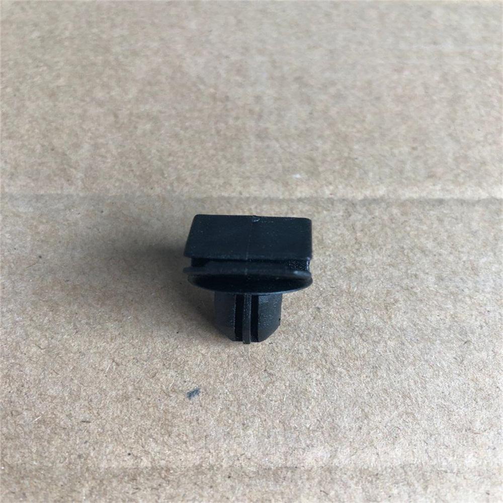 10Pcs Car Fender Corner & Rocker Moulding Nylon Clips For Ford Focus W790225S900