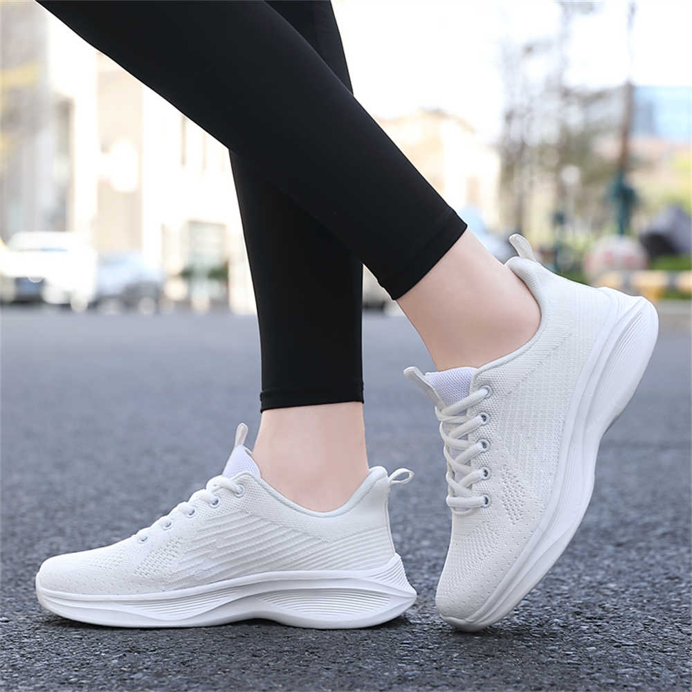 Super Lightweight Lightweight Moccasins For Women Brands Training Blue Sneakers Wide Leg Shoes Sport Upper Tenid Resort