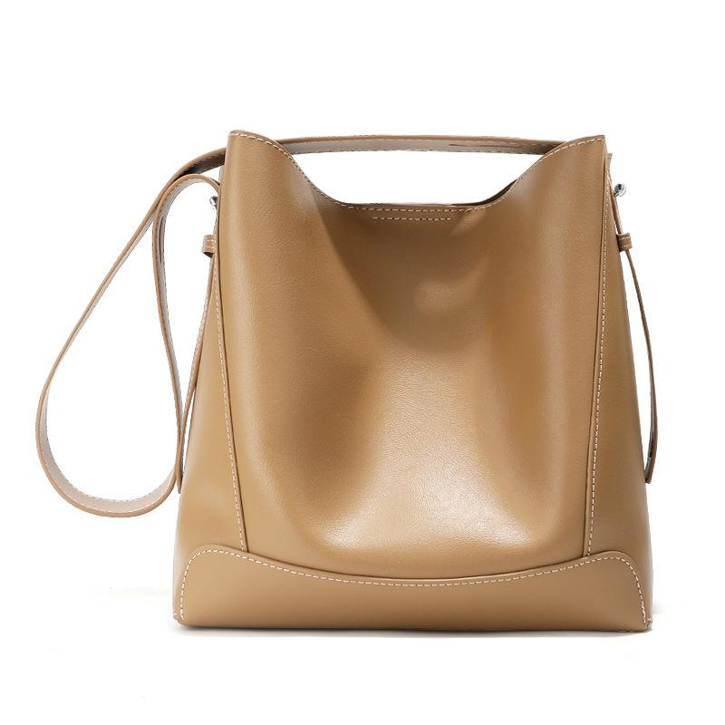 Fashion Leather Bucket Bag Women'S Large Capacity Tote Bag Crossbody Cowhide Versatile Commuter Shoulder Bag