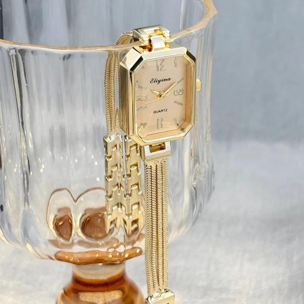 Fashion Accessory Quartz Wristwatch Gold Rectangular Quartz Watch  Women s Accessory