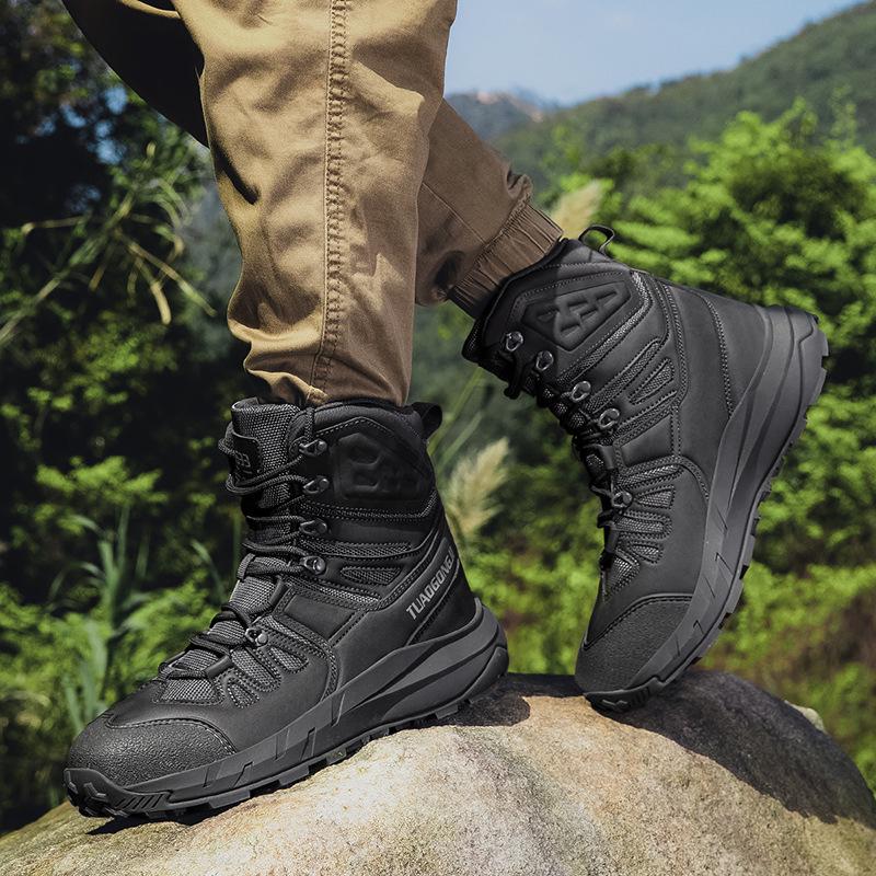 Large Size Tactical Combat and Hiking Desert Boots for Outdoor Mountaineering and Field Training