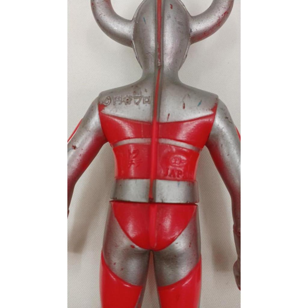 Used Poppy Ultra Chichi Ultraman Soft Vinyl