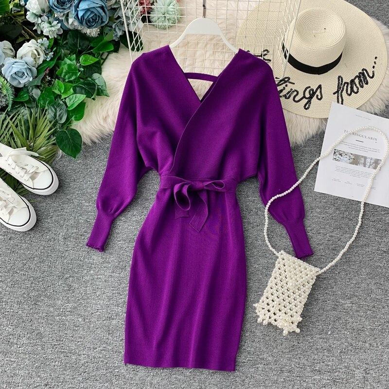 Autumn and Winter New Korean Version of Retro Slimming Knit Buttock Dress