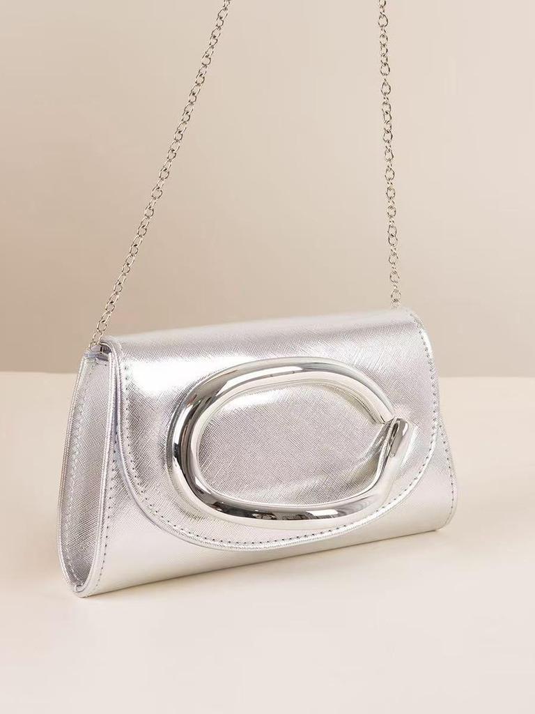 Trendy European & American Women's Clutch: Classic Handheld Evening Bag, Luxurious Crossbody & Shoulder Style.
