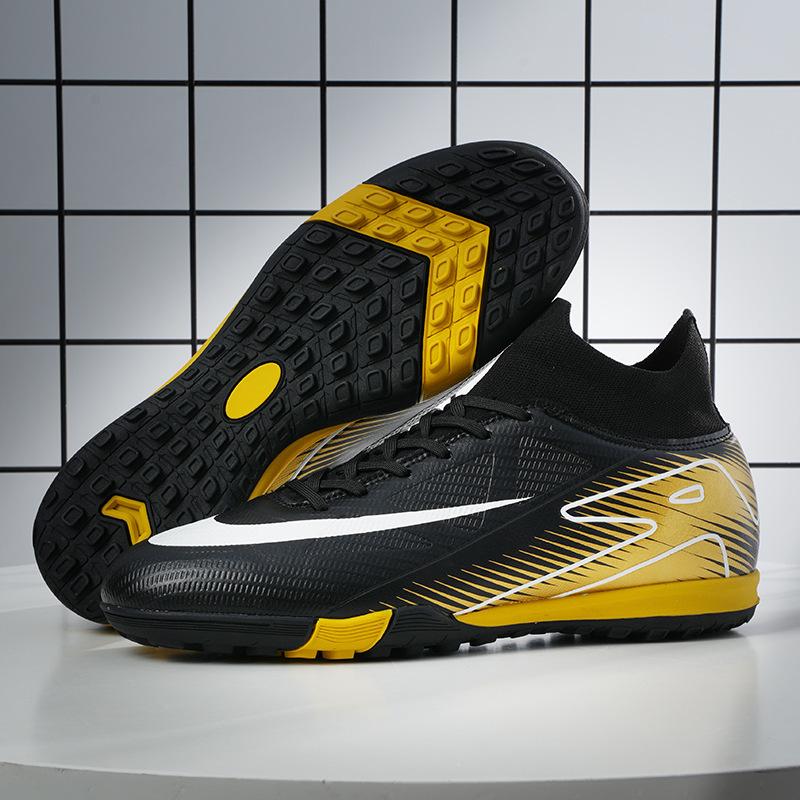 

2 New football shoes, men s and women s long nails, broken nails, youth non-slip training shoes, student fashion 45