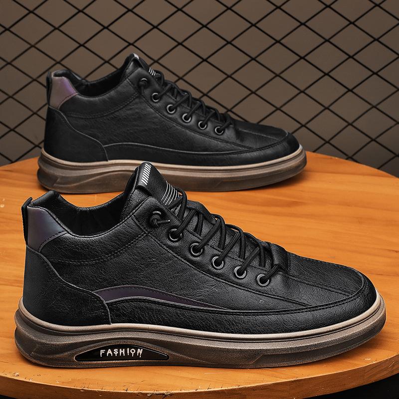 Детская личность делает старые полированные ретро кожаные туфли, молодежный тренд и водонепроницаемые высокие кеды 39