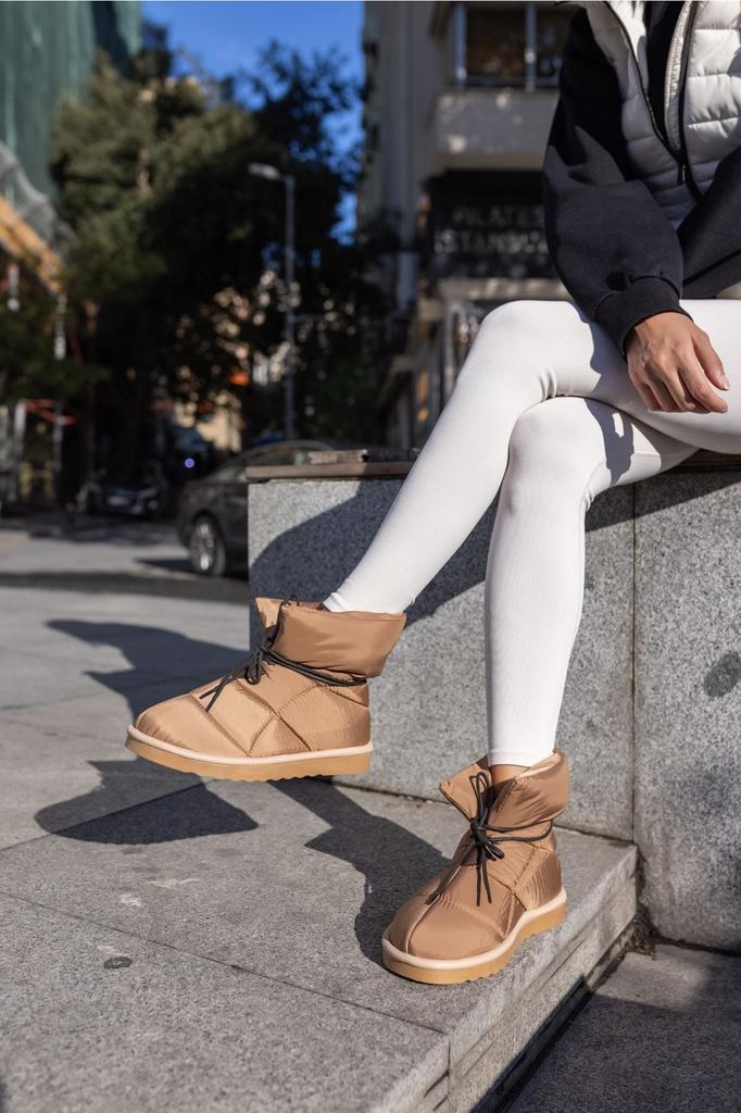 Women Modern Stylish Fashion Boots Milena Green Parsut Fabric Boots