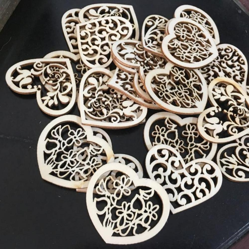 50/100pcs Wood Crafts Hollow Carved Flowers Love Wood Chip Hole Ornaments DIY Jewelry Accessories Home Decoration Pendants
