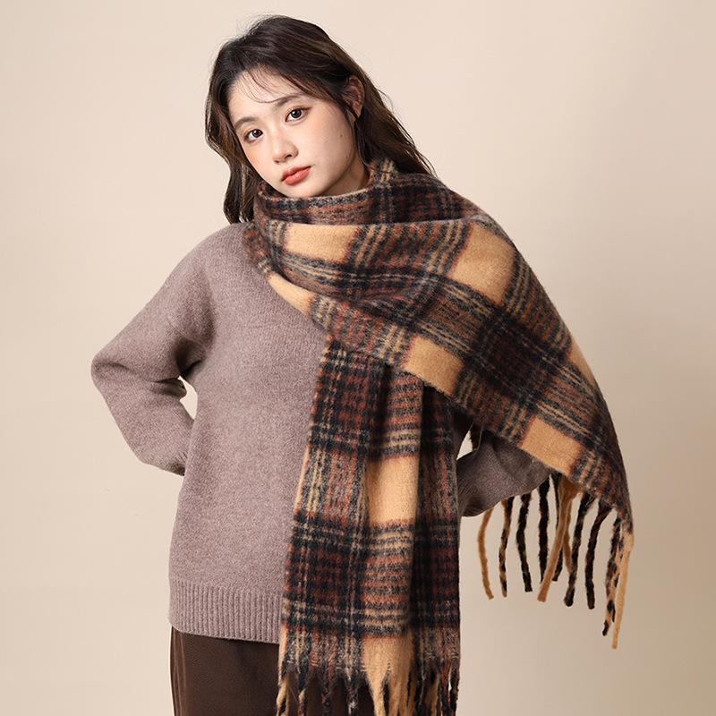 Scarf women's autumn and winter new plaid thickened shawl high-end atmosphere warm scarf