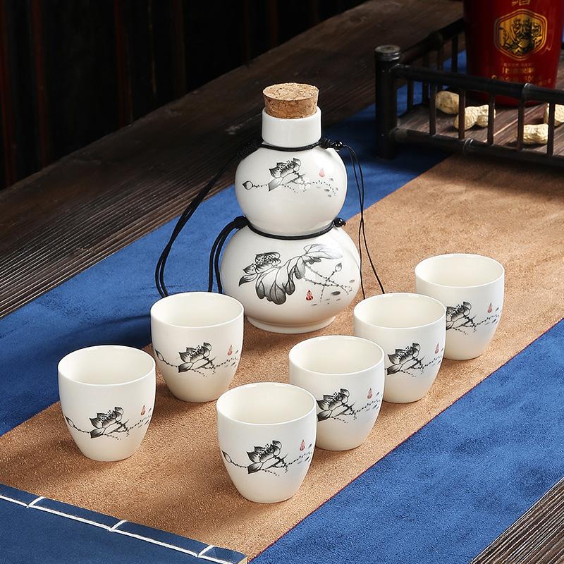Japanese Ceramic Sake Set Traditional Six Sake Cups One Pots Baijiu Dispenser Party Bar Restaurant Drinking Utensils Gifts New