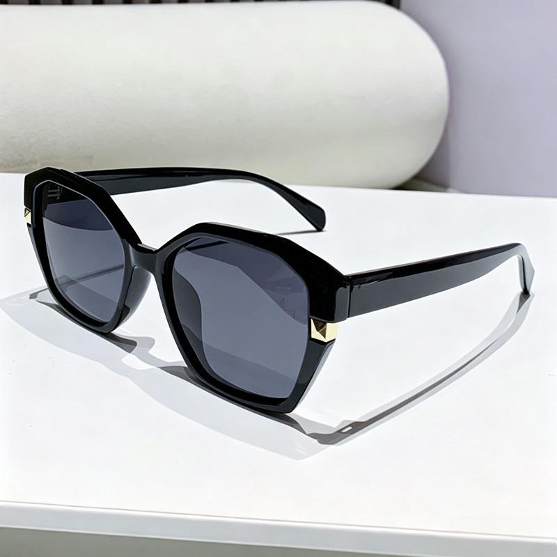 New Polygonal Polarized Sunglasses for Women Trendy Street Style High-End UV400 Shades Eyewear TR90 Frame Outdoor Travel Glasses