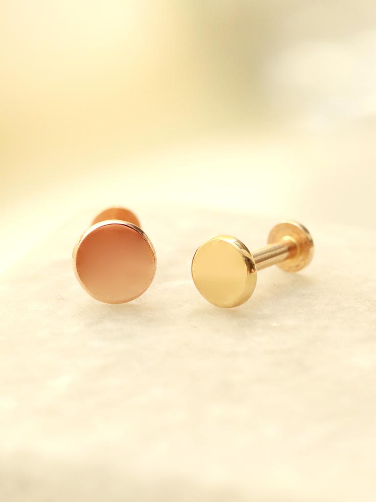 Minimalpiercing 14K Internal Gold Flat Round Labret Piercing