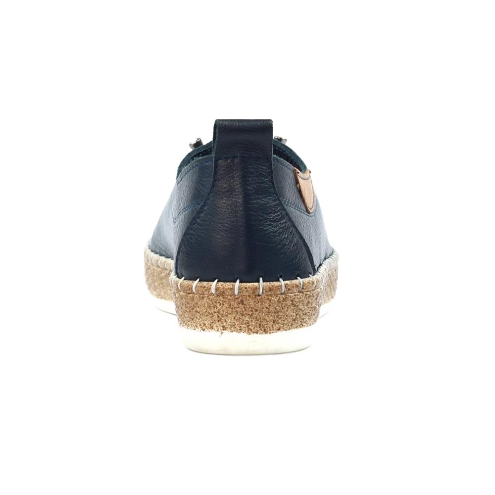 Lunar Womens/Ladies Evie Leather Plimsolls
