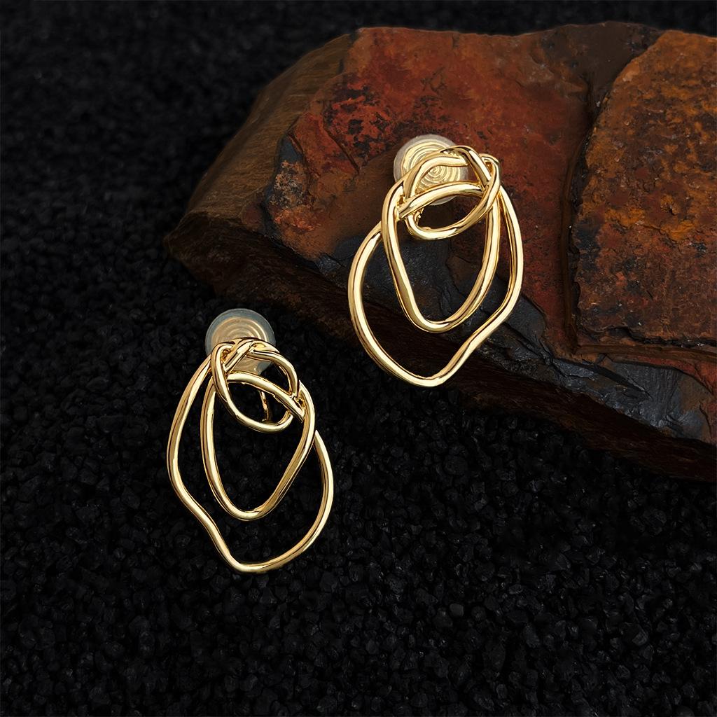 

18k Gold Plated Geometric Wrap Earrings – Minimalist, Luxurious, High-End Style