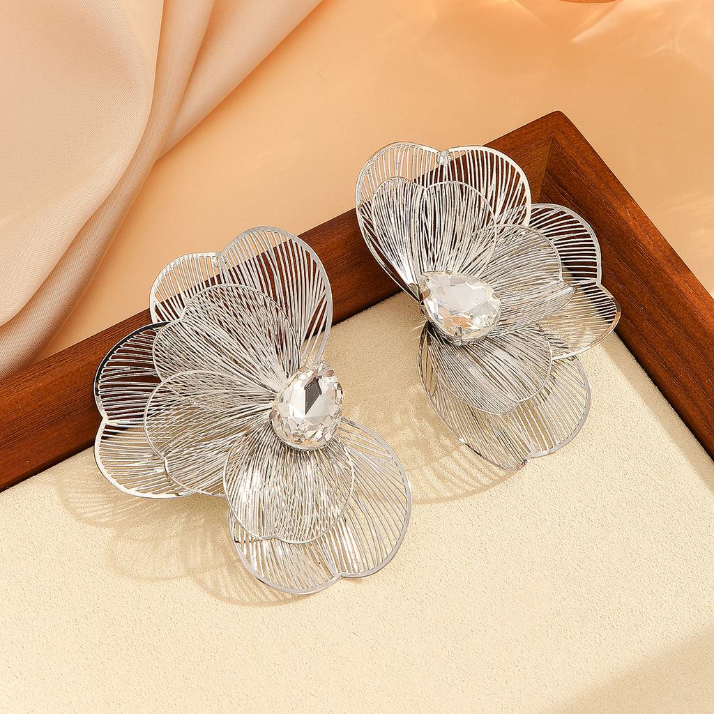 Metal Engraving Butterfly Crow's Feet Multi-layer Glass Drill European and American Style Left and Right Women's Earrings