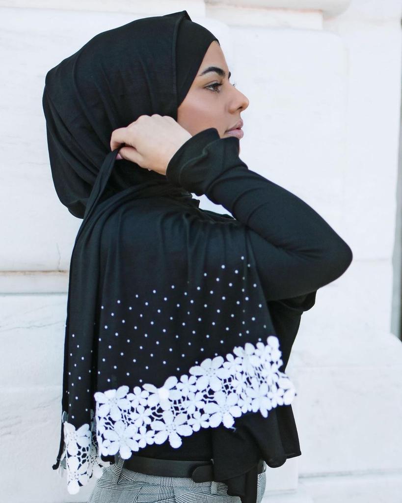 Muslim Jersey Hijab With Rhinestones Lace Hijabs Scarf For Woman Abayas Jersey Scarf Islamic Dress Women Turbans Headscarf Femme