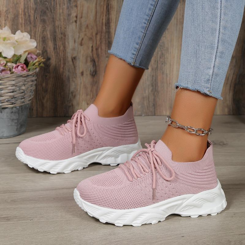 Frühling und Sommer neue Fliegenstrick-Mesh bequeme Freizeitschuhe Modetrend Sportschuhe Low-Top atmungsaktiv dicksohlige Laufschuhe