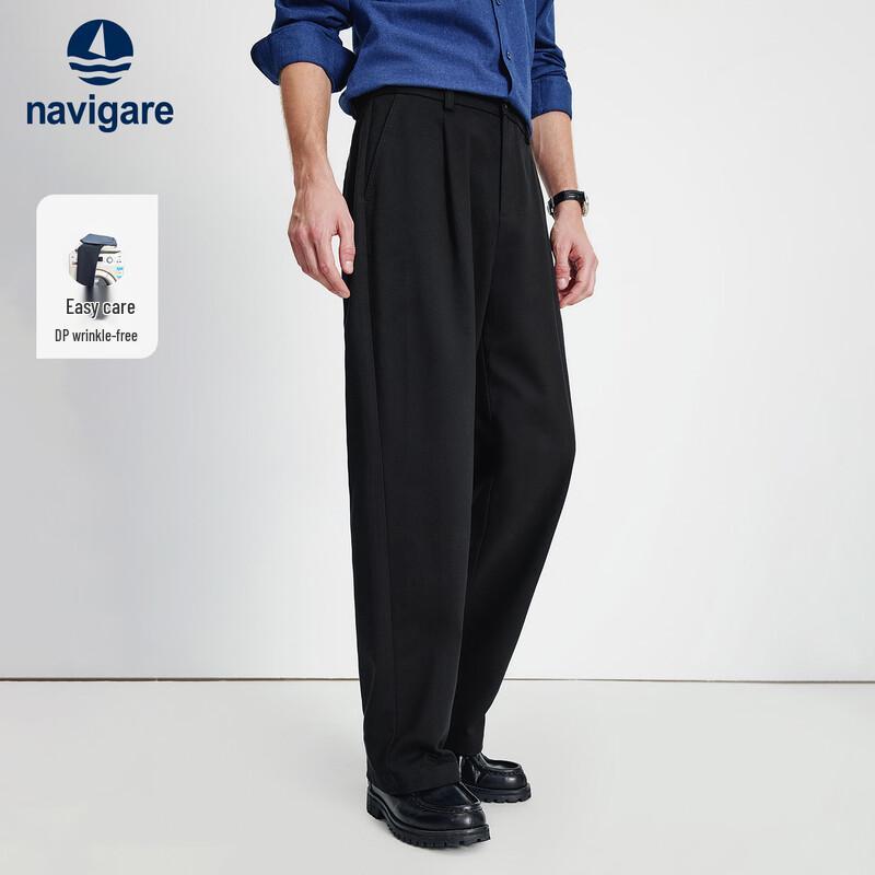 

Navigare Men s Relaxed Fit Wrinkle-Resistant Straight Leg Pants 31