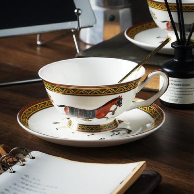 1 Set, Teetasse und Untertasse mit Löffel, Knochenporzellan Kaffeetasse und Untertasse, Trinkbecher für Frühstück, Teeparty, Zuhause, Garten