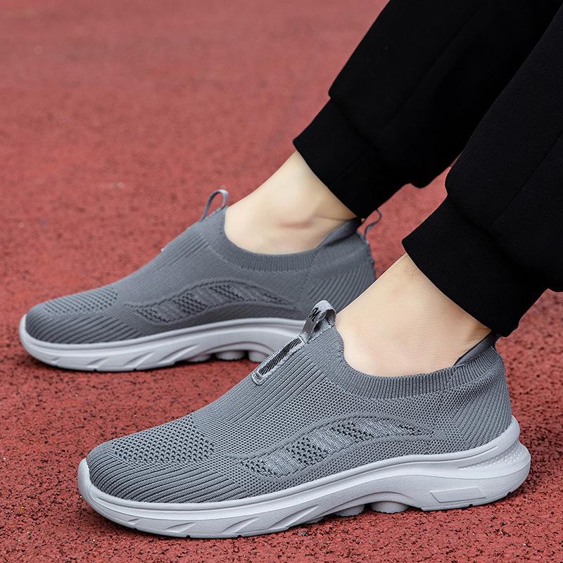 Spring, Summer and Autumn Mesh Shoes Breathable and Non-slip Mother Comfortable Casual Sports Shoes