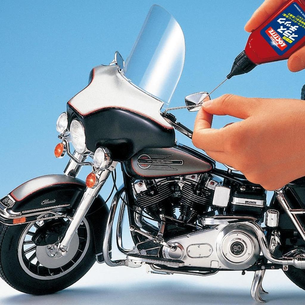 LOCTITE Strong Adhesive Model Plastic 30g - Adhesion and Repair