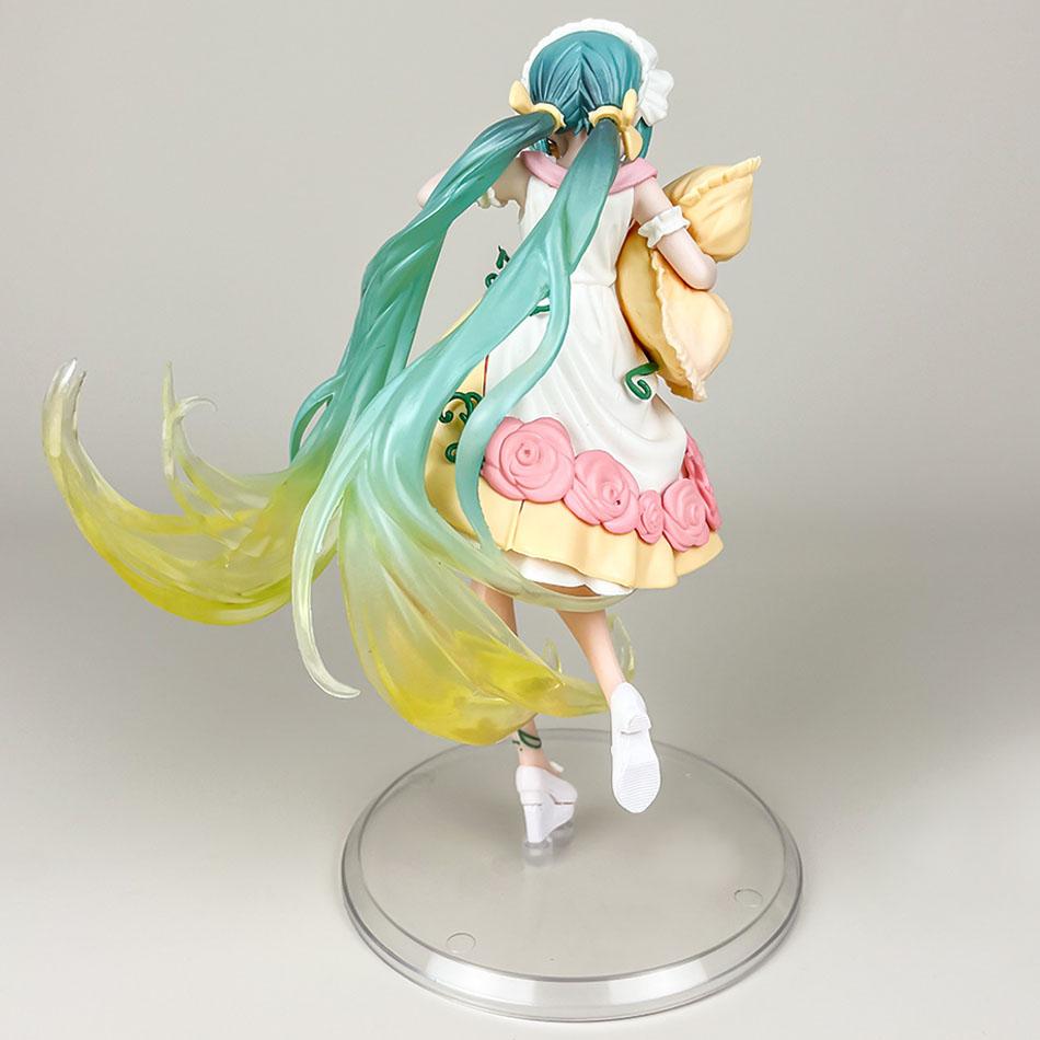 Anime Hatsune Miku X Cinnamoroll Figure Fairy Mirror Sleeping Beauty Figures Car Ornaments PVC Model Children Toy Birthday Gifts