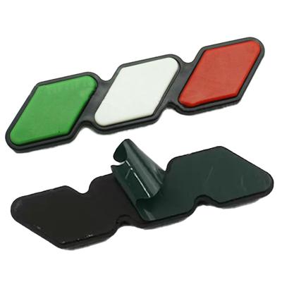 Emblema Adesivo Decalcomania Griglia SUV Badge Emblema Decorazione Etichetta Bandiera Italiana Tricolore Fiat/Abarth