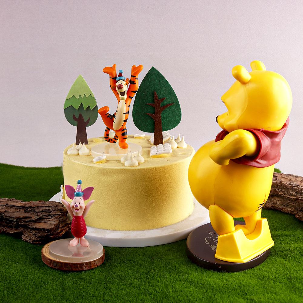 Cartoon Kawaii  Piglet Tigger Decoration Cake Ornament Anime Model Toy Collection Doll Xmas Decoration Gifts