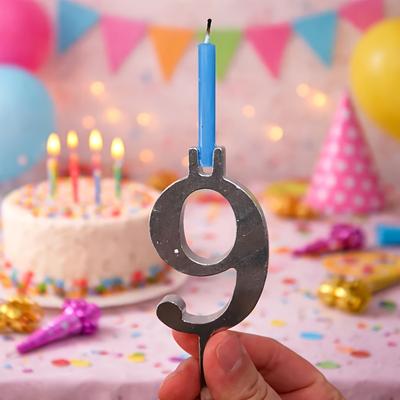Set di 10 Portacandeline Numeriche di Compleanno, Decorazioni Riutilizzabili in Metallo Argentato per Torte da Festa