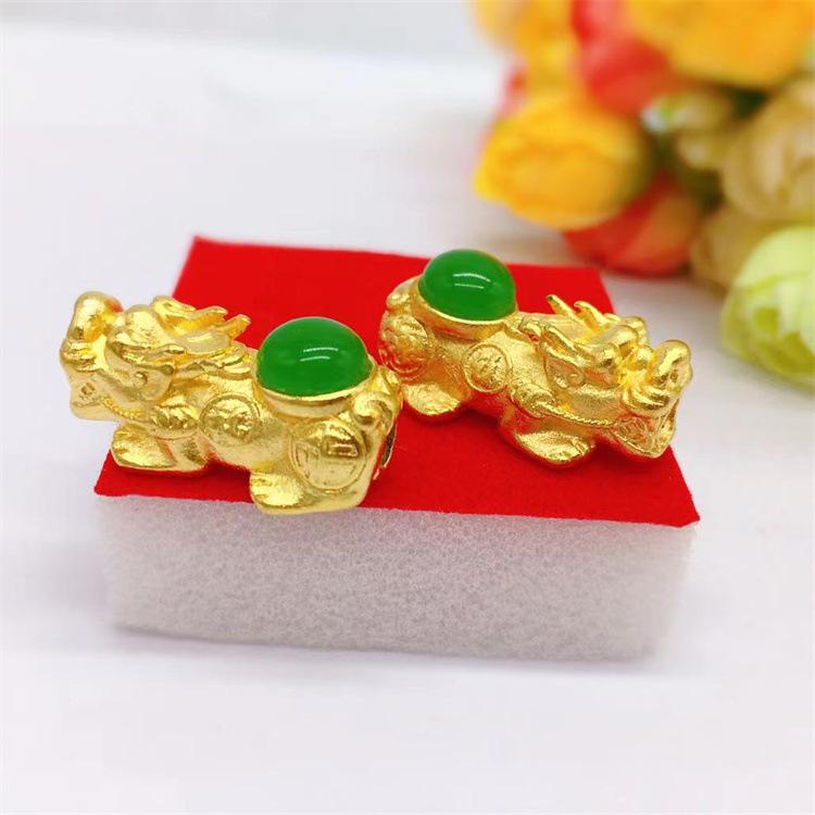 Vietnamese Sand Gold Pixiu Bracelet with Green Agate Beads and Gemstones.