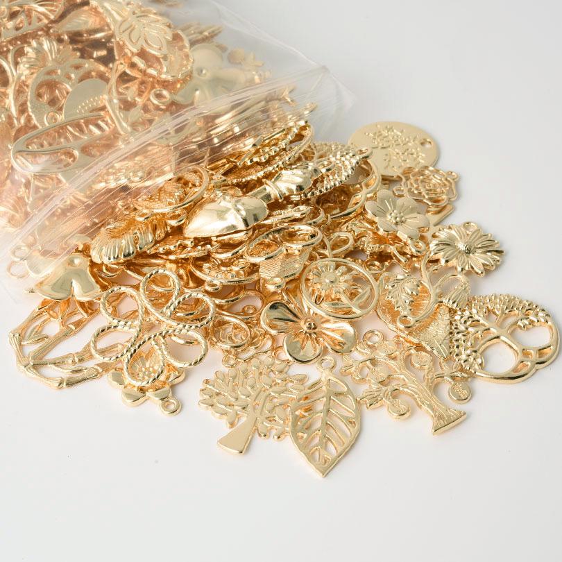 Light Gold Color Plant Series Random Mix 10/20/30/50pcs Ginkgo Tree Maple Leaves Flower Charms For Jewelry Making Bulk Pendants