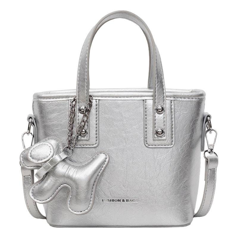 Large Capacity Leisure Senior Sense of Shape Soft Durable Fashion Exquisite New Light Luxury Commuting Slanting Cross Shoulder Handbag