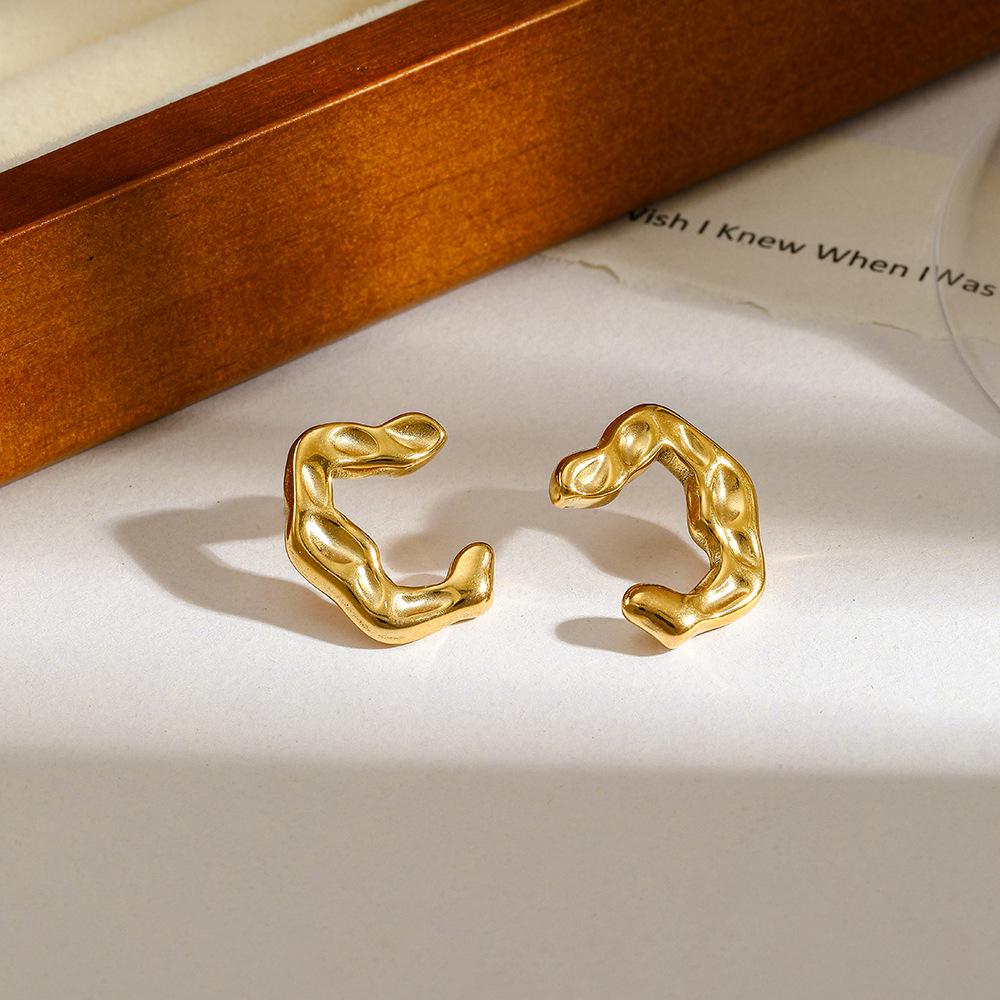High-end C-shaped Stainless Steel 18k Titanium Earrings - European & American Fashion Ear Studs.