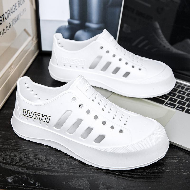 Summer couple hole shoes casual versatile breathable hollow soft sole beach wading sandals men's and women's outdoor waterproof shoes