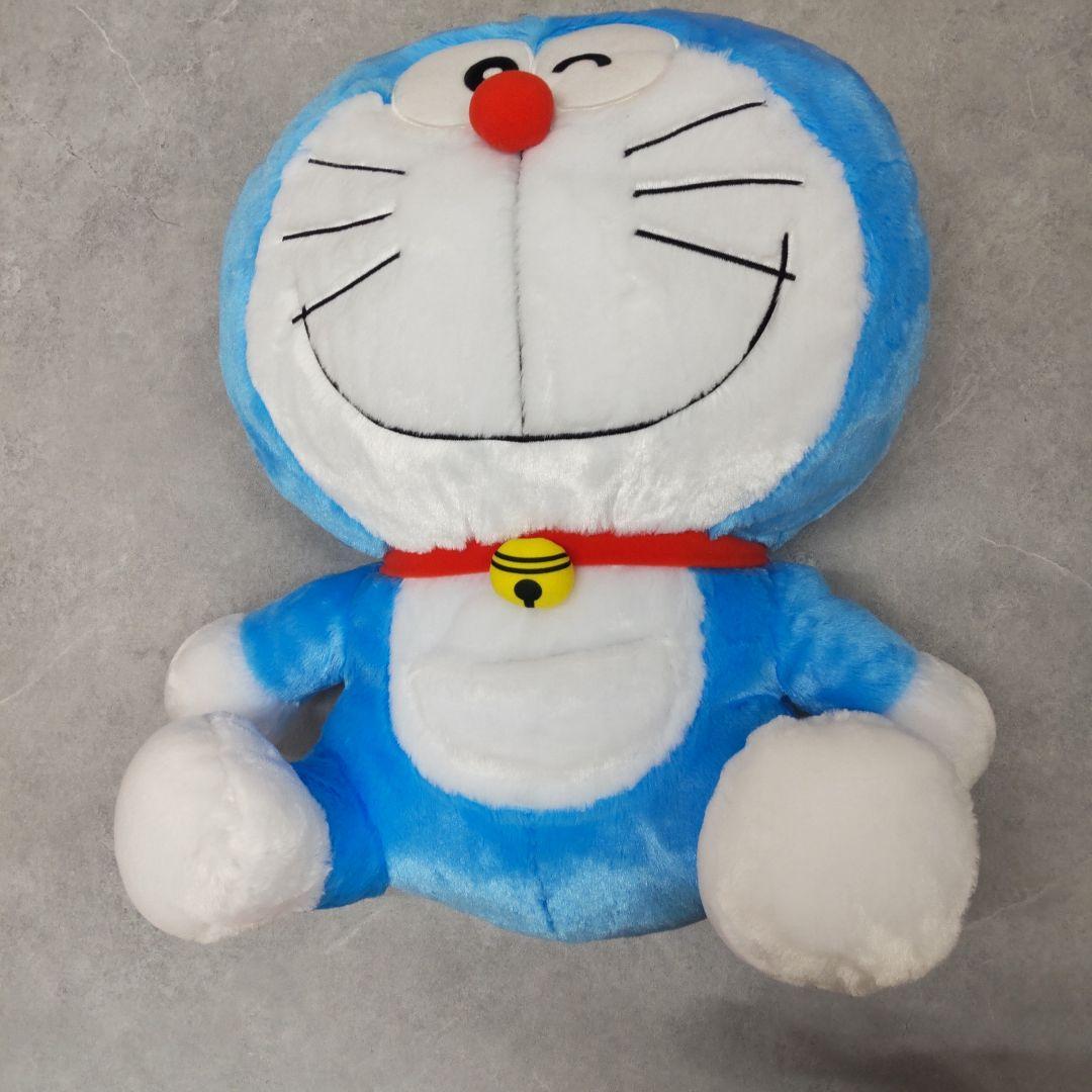 (Good condition) Doraemon stuffed toy medium size