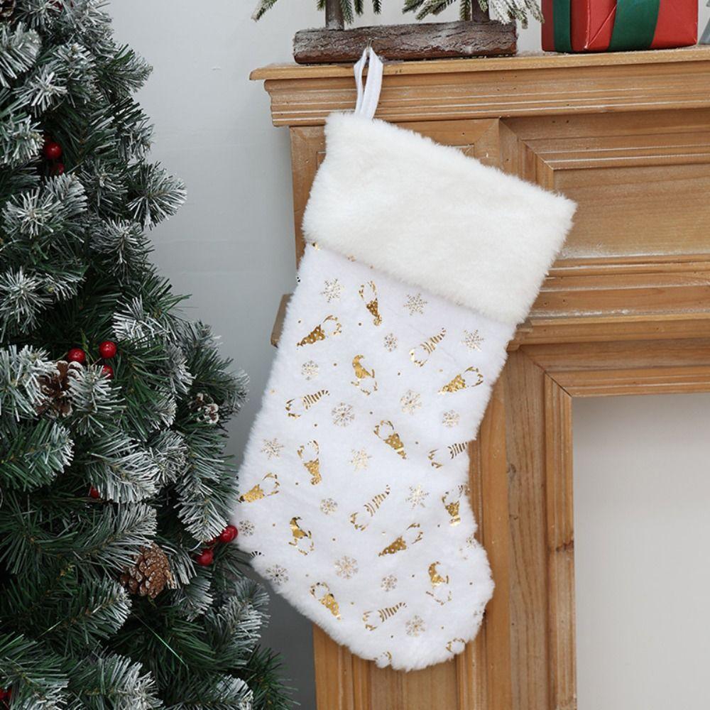 New Snowflake Christmas Knitted Socks Large Capacity Christmas Stockings Hanging Embroidered Candy Bag Window Fireplace Decor