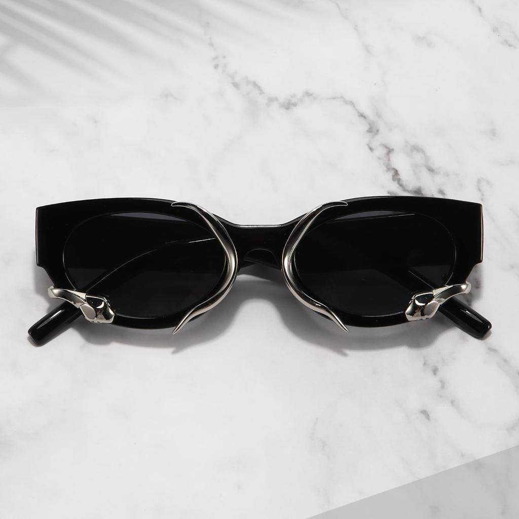 New women's luxurious and exquisite small frame sunglasses trendy sunglasses