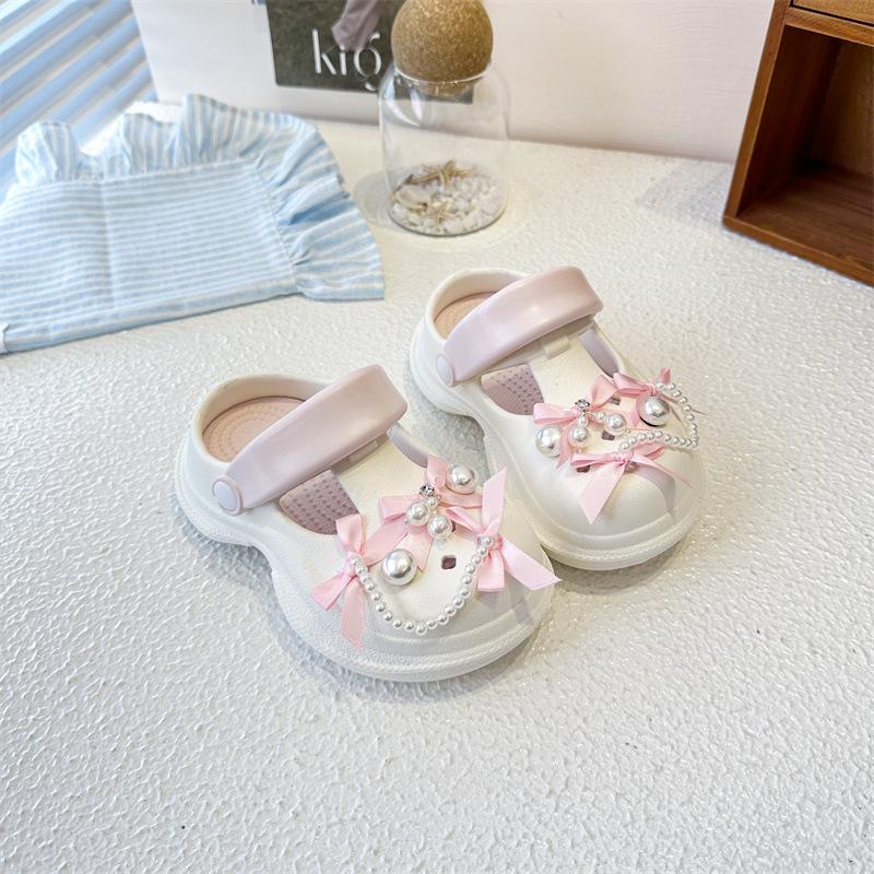 Korean Style Butterfly Pearl Clogs: Non-Slip, Two-Way Summer Beach Shoes for Girls, 2026 Fashion Slippers 26-27