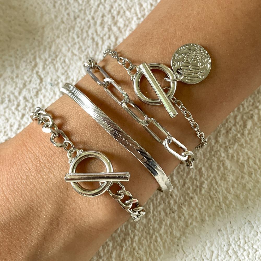 4pcs Set Hip-hop Trend Snake Bone Chain Retro Metal OT Buckle Round Card Bracelet for Women Punk Rock Jewelry Set Accessory Gift