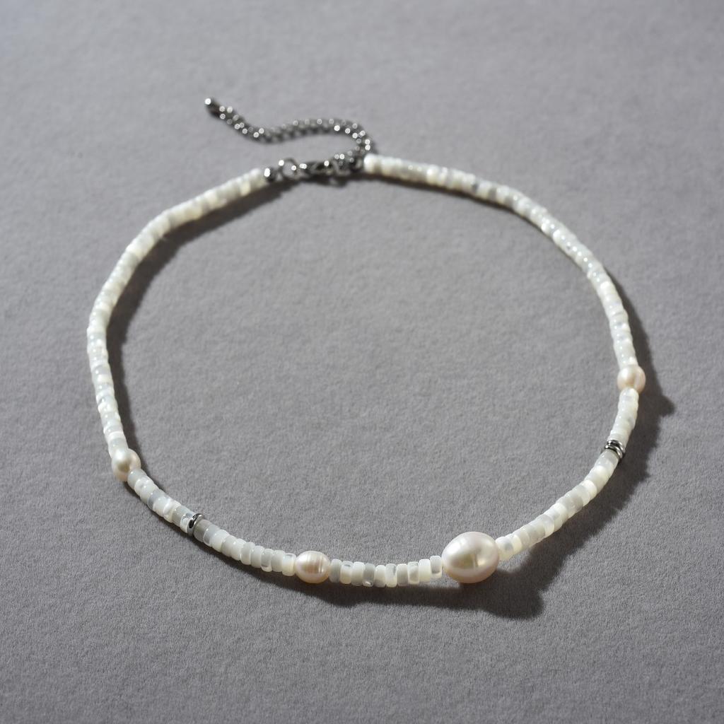 Wind Fashion Commuter Pearl Butterfly Shell Beaded Collarbone Chain Niche Design Versatile High Sense Necklace Women