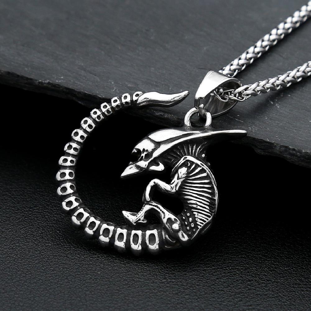 Vintage 316L Stainless Steel Alien Necklace For Men Women Punk Hip Hop Skull Movie Pendant Biker Jewelry Gifts