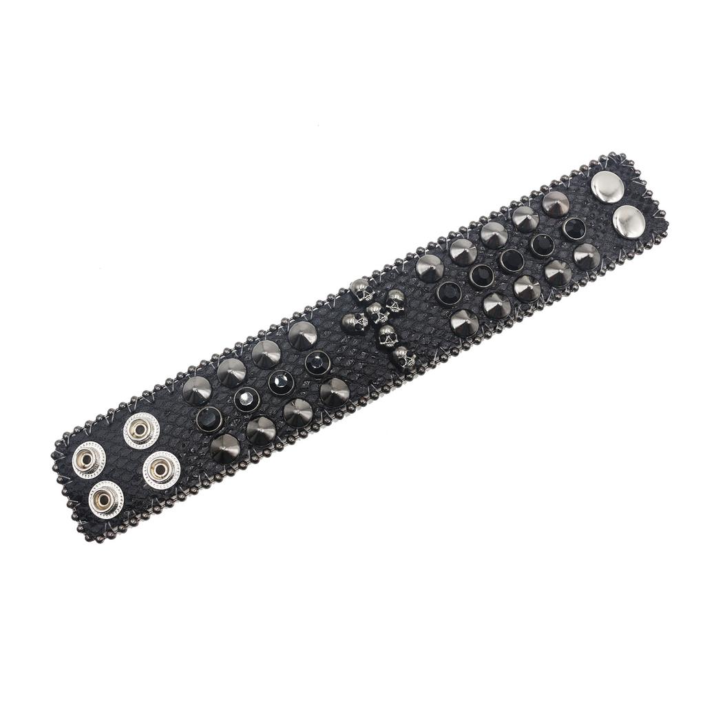 Amerikanisches Strass-Nieten-Armband Armband Kreuz Schädel Dekoration Punk Goth Personalisierter Schmuck