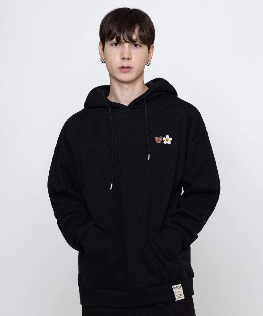 [Unisex] Small Flower Bear Face Embroidered Smile Hoodie_Black