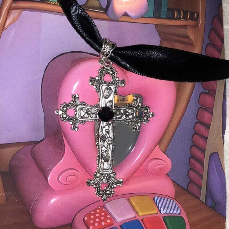European and American Hip-hop Cross-shape Ribbon Necklace Punk Clavicle Chain