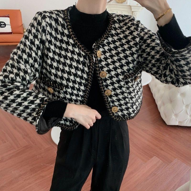 Elegantní a stylový krátký svetrový vlněný kabát s kostkovaným vzorem na jaro a podzim