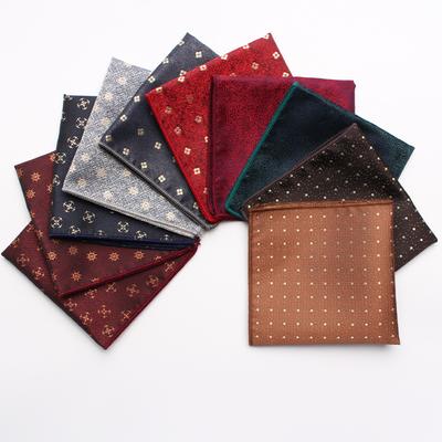 Frühling und Sommer Jacquard Garngefärbt Polyester Seide Kleines Quadratisches Handtuch Herren Gentleman Anzug Einstecktuch