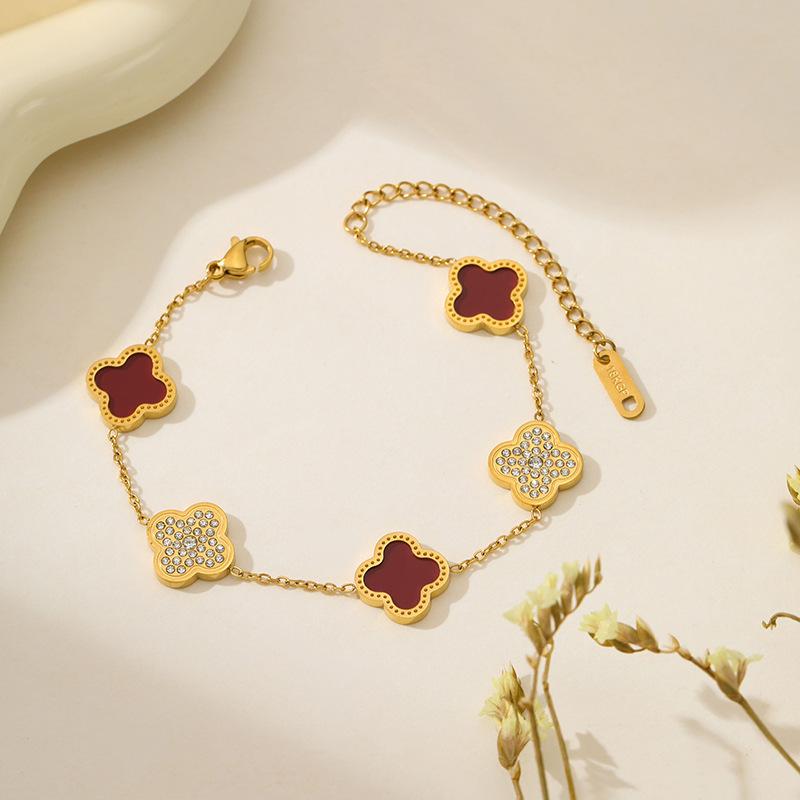 Fashion 18K Four-leaf Clover Bracelet Titanium Steel Light Luxury Senior Sense of Simplicity Fashion Versatile Bracelet