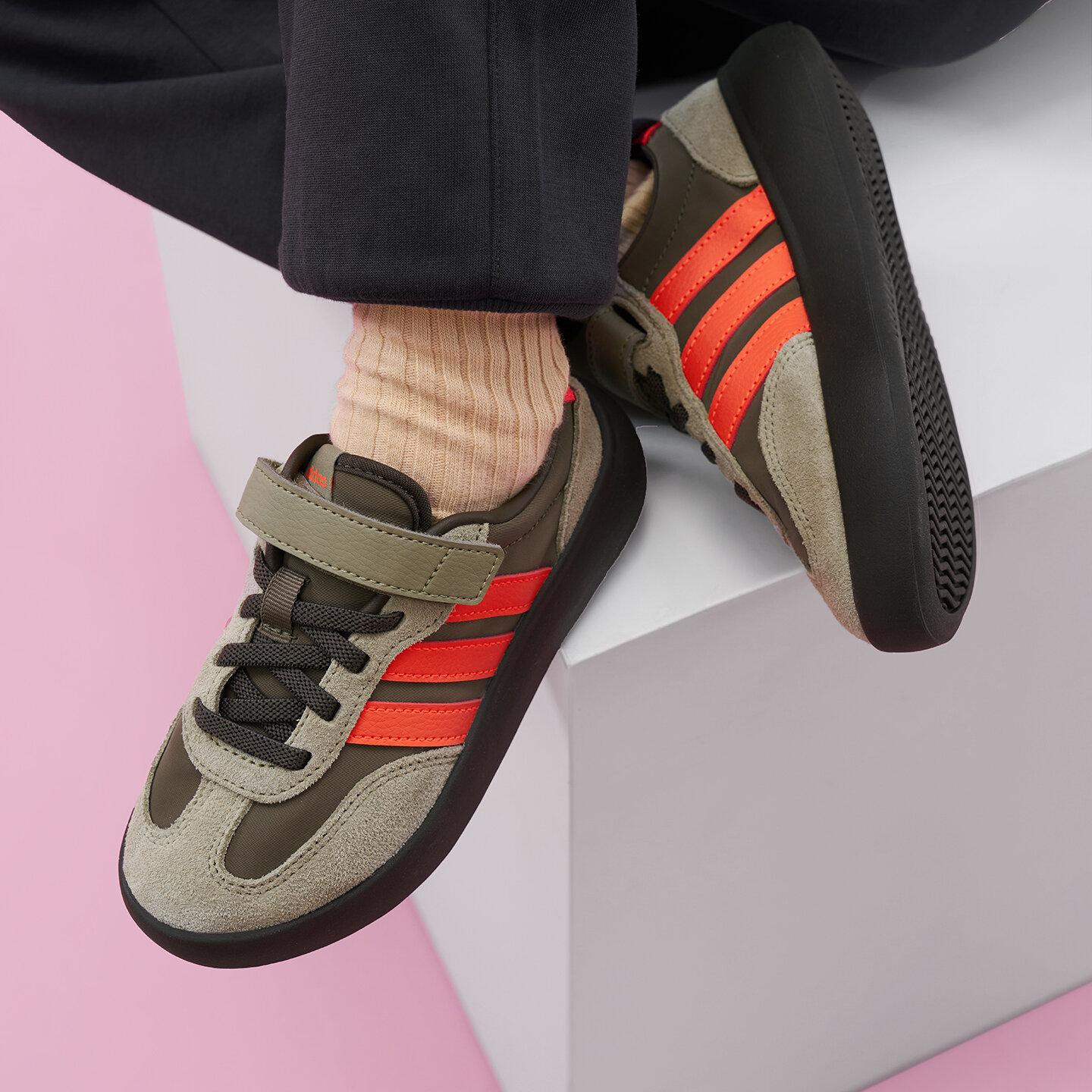 Adidas BARREDA DECODE Leather, Textile Low top Casual Shoes Kids 29