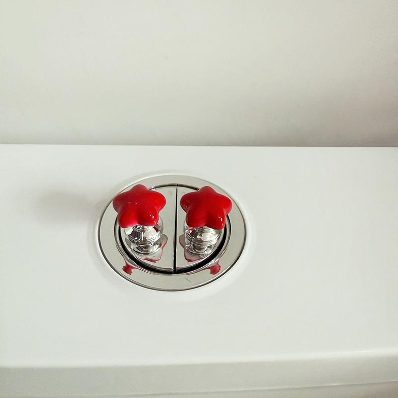 Heart Shape Toilet Presser Love Toilet Press Button Bathroom Water Tank Buttons Push Switch Bathing Room Decor Nail Protector